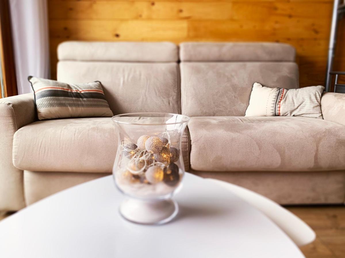 Appartement Avec Balcon Au Pied Des Pistes De Ski 维拉伦贝特 外观 照片